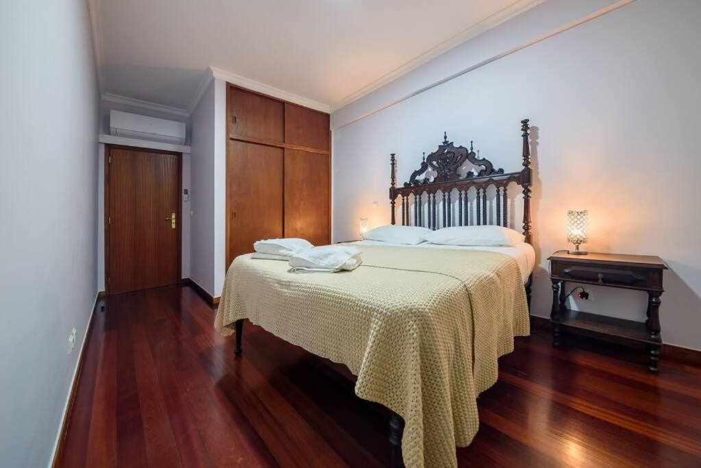פונשל Alex Apartment מראה חיצוני תמונה