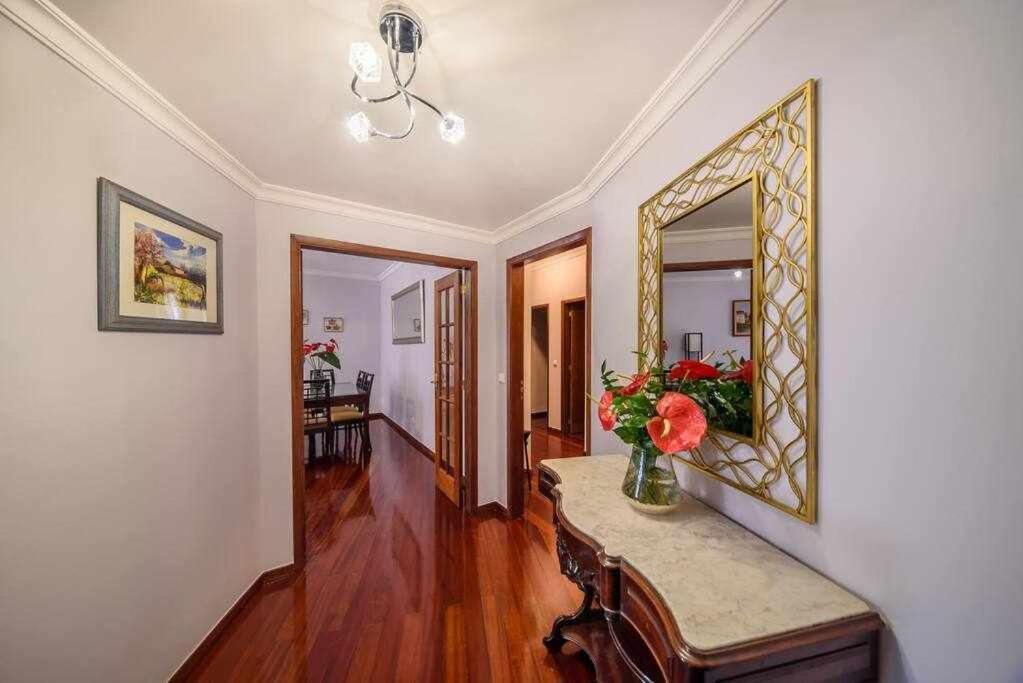 פונשל Alex Apartment מראה חיצוני תמונה