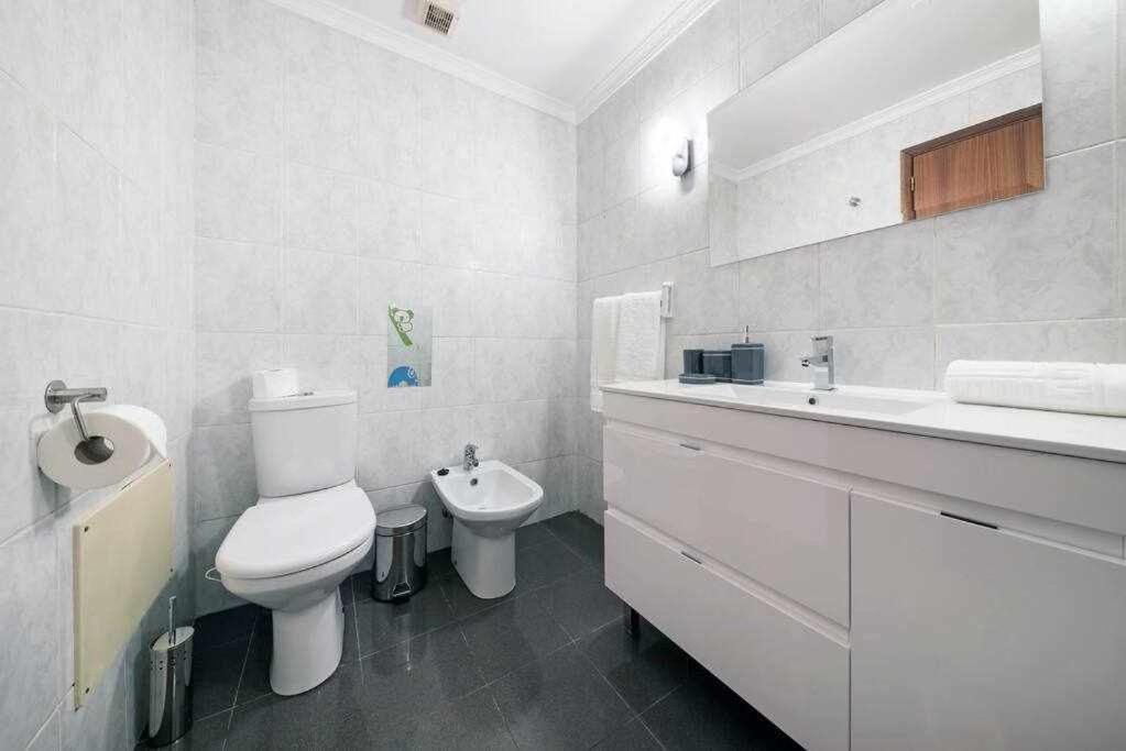 פונשל Alex Apartment מראה חיצוני תמונה