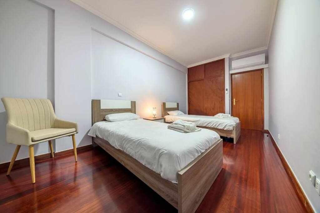 פונשל Alex Apartment מראה חיצוני תמונה