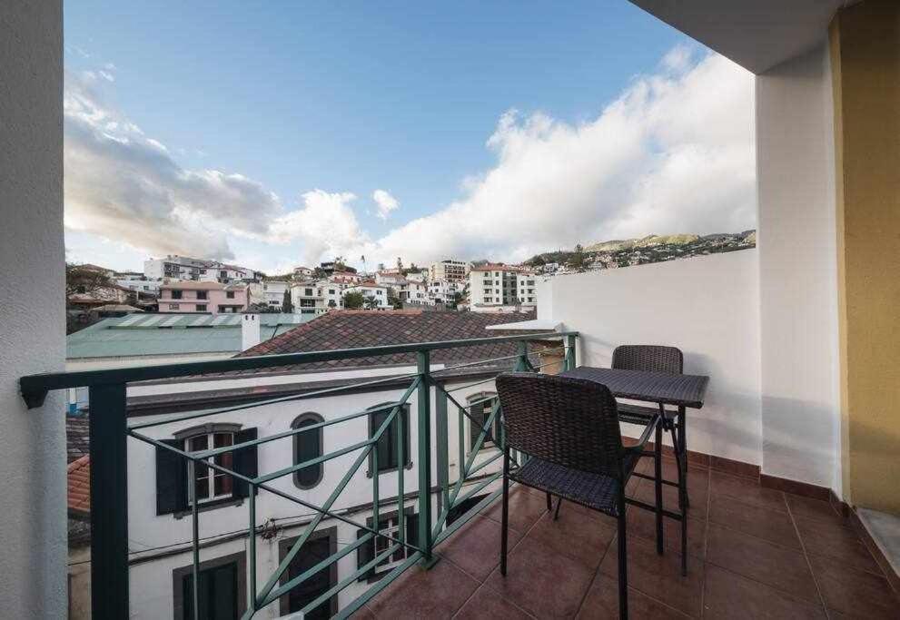 פונשל Alex Apartment מראה חיצוני תמונה