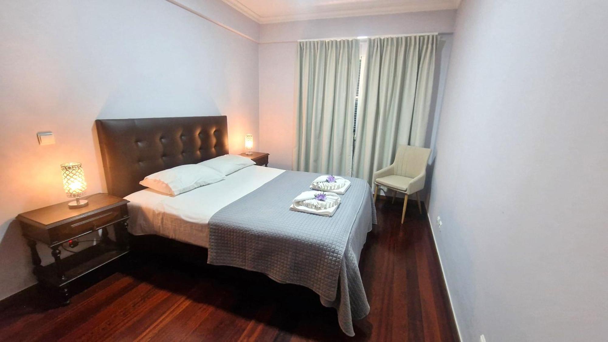 פונשל Alex Apartment מראה חיצוני תמונה