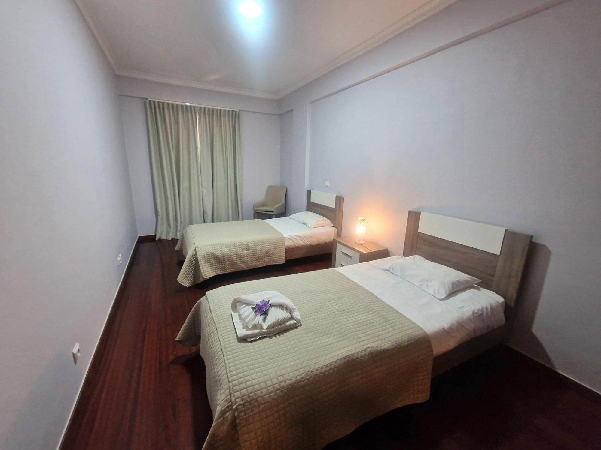 פונשל Alex Apartment מראה חיצוני תמונה