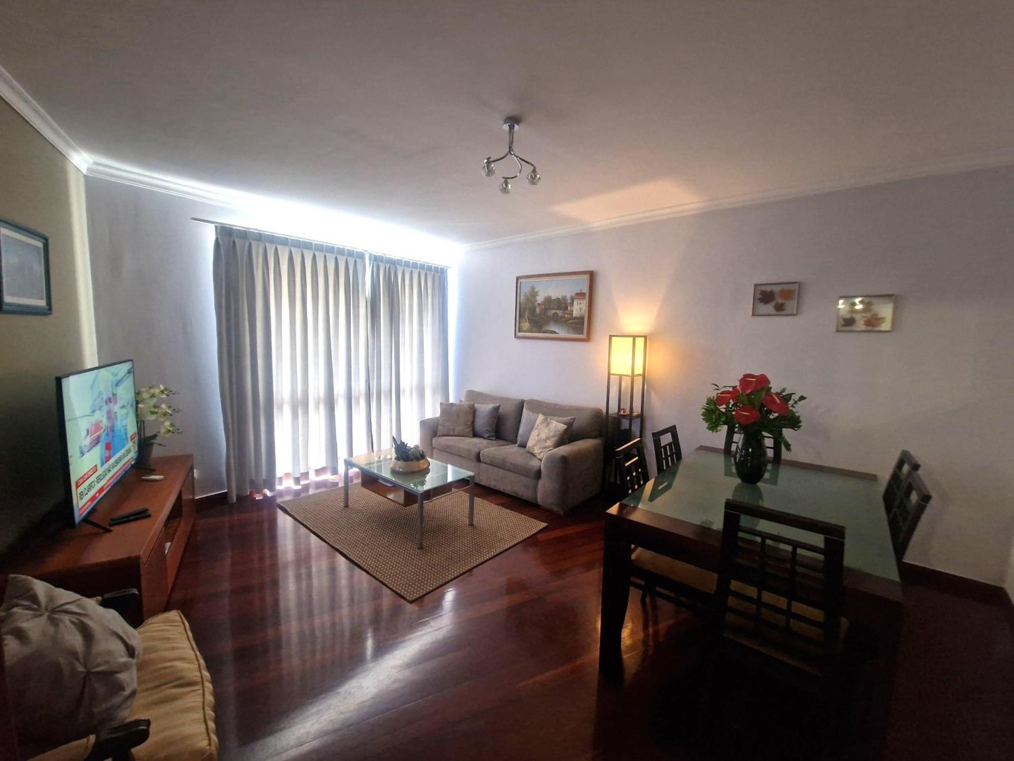 פונשל Alex Apartment מראה חיצוני תמונה