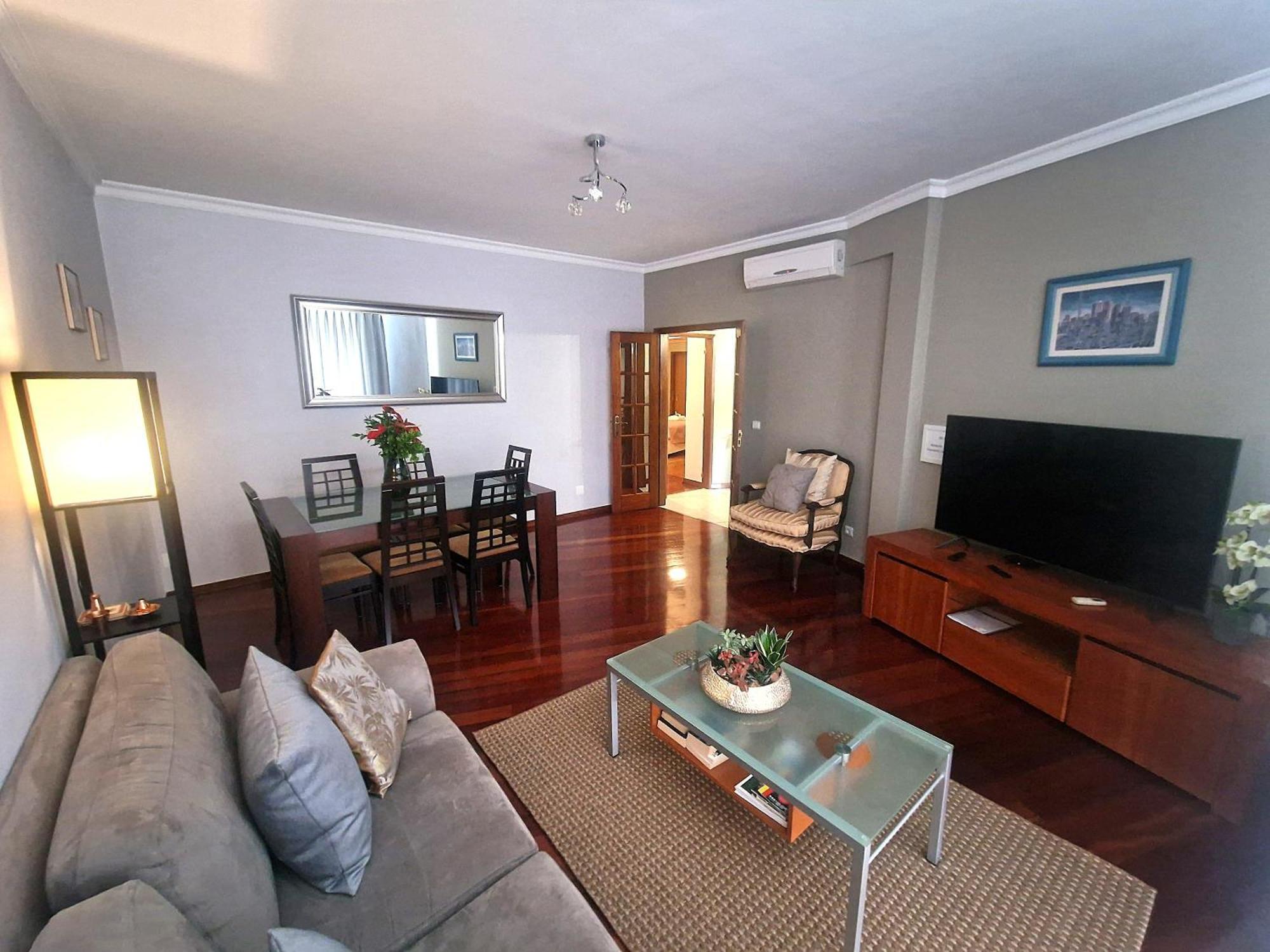 פונשל Alex Apartment מראה חיצוני תמונה